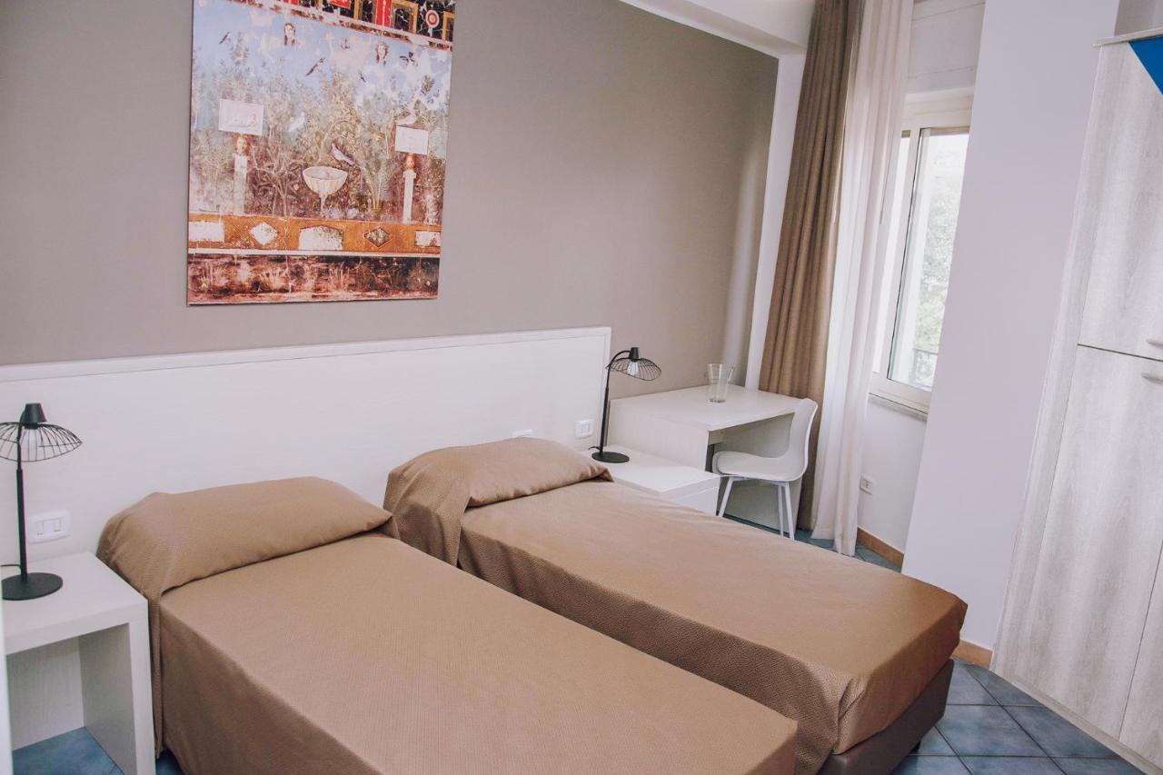 Hotel Piccolo Sogno ปอมเปอี ภายนอก รูปภาพ
