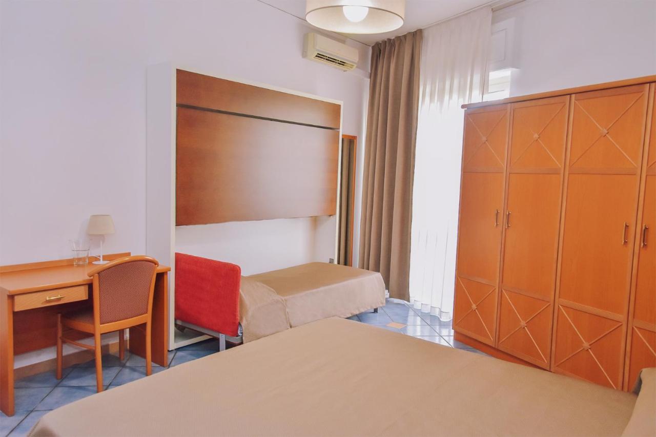 Hotel Piccolo Sogno ปอมเปอี ภายนอก รูปภาพ