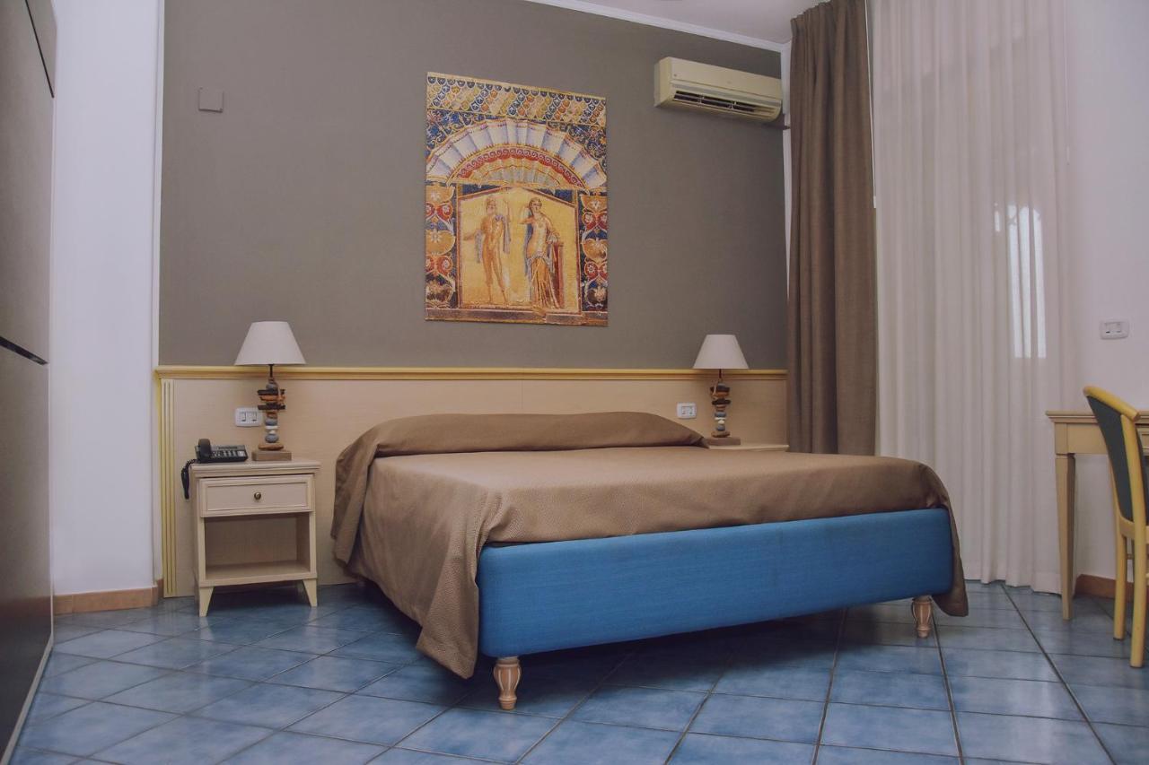 Hotel Piccolo Sogno ปอมเปอี ภายนอก รูปภาพ