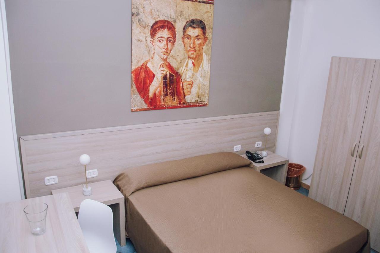Hotel Piccolo Sogno ปอมเปอี ภายนอก รูปภาพ