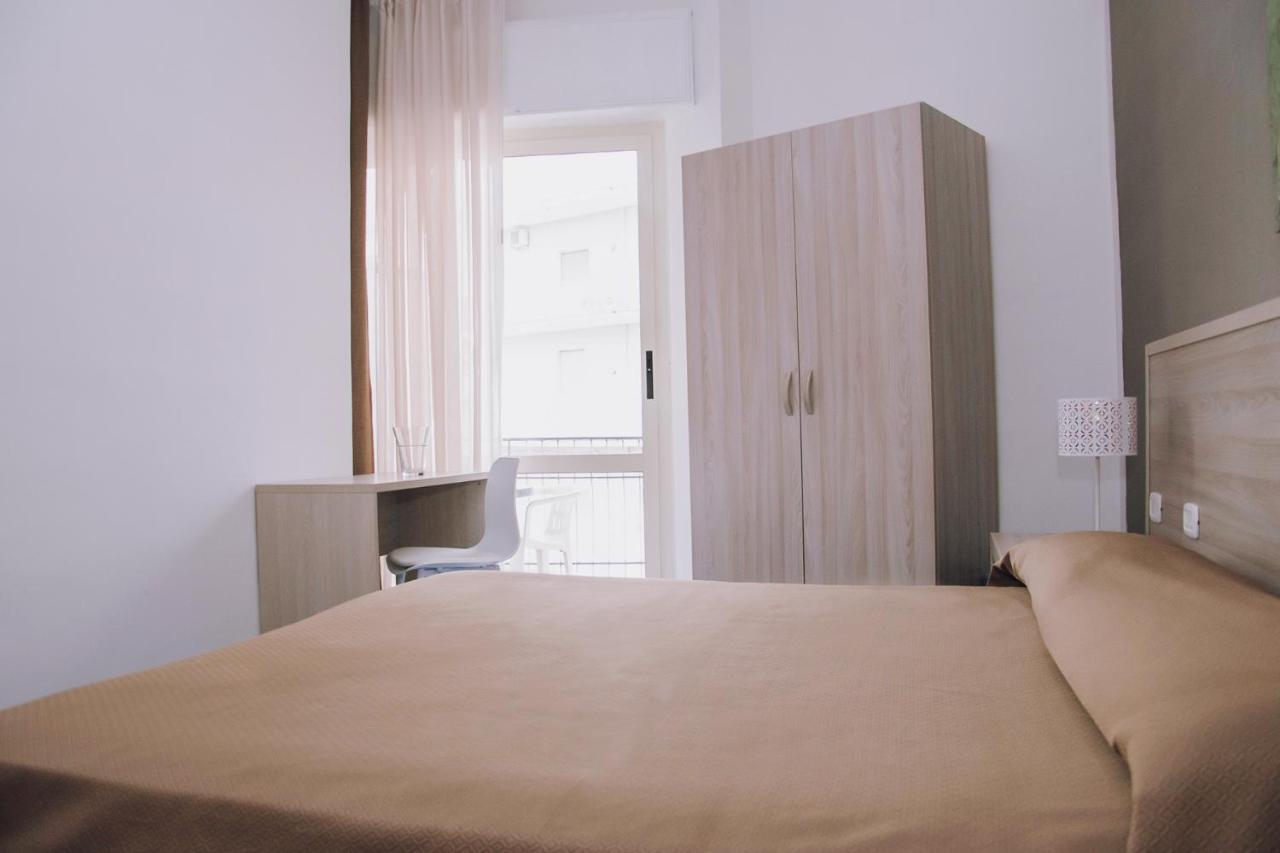 Hotel Piccolo Sogno ปอมเปอี ภายนอก รูปภาพ