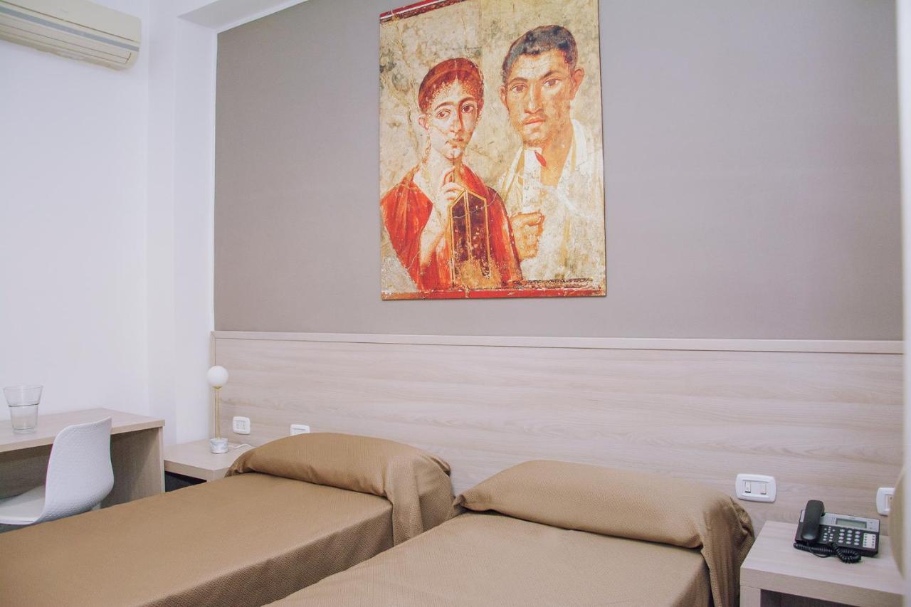 Hotel Piccolo Sogno ปอมเปอี ภายนอก รูปภาพ