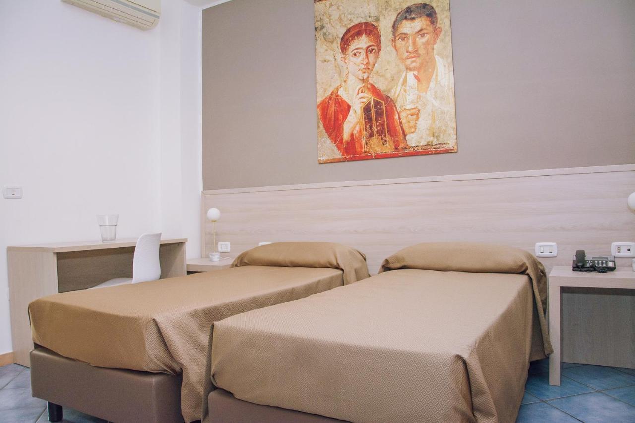 Hotel Piccolo Sogno ปอมเปอี ภายนอก รูปภาพ